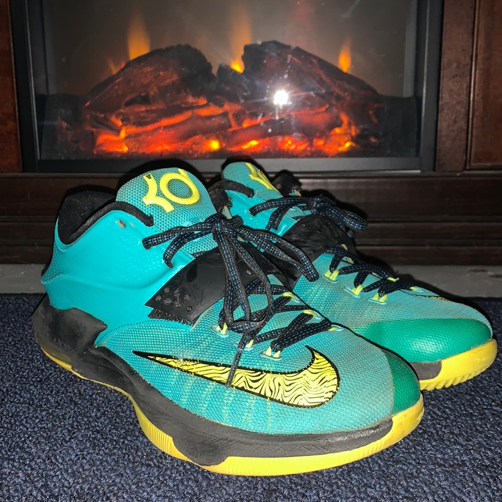 Nike KD 7 Uprising